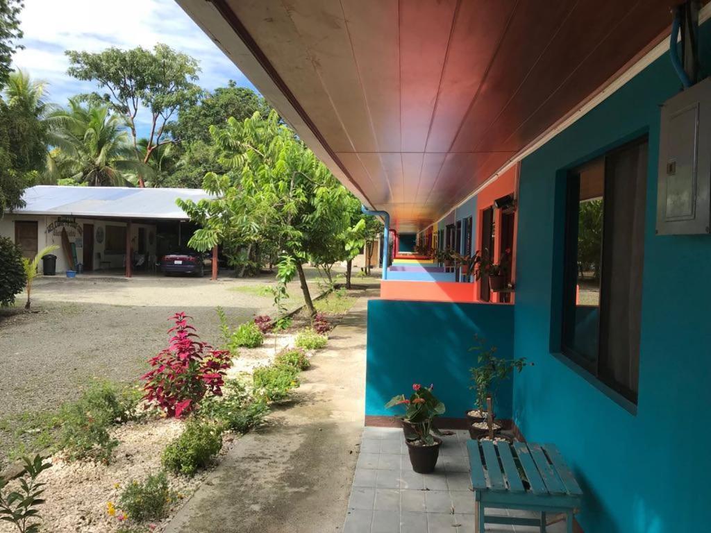 Cabinas Surf Side กาอุยตา ภายนอก รูปภาพ